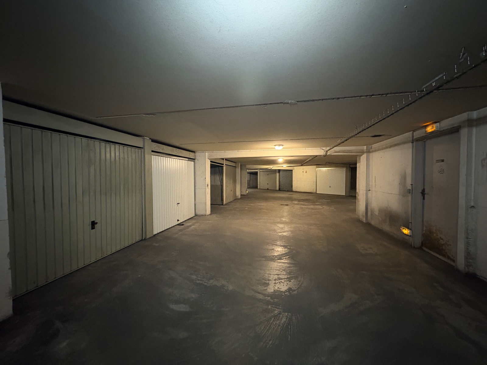 Image_,
			Garage, Nîmes, ref :72