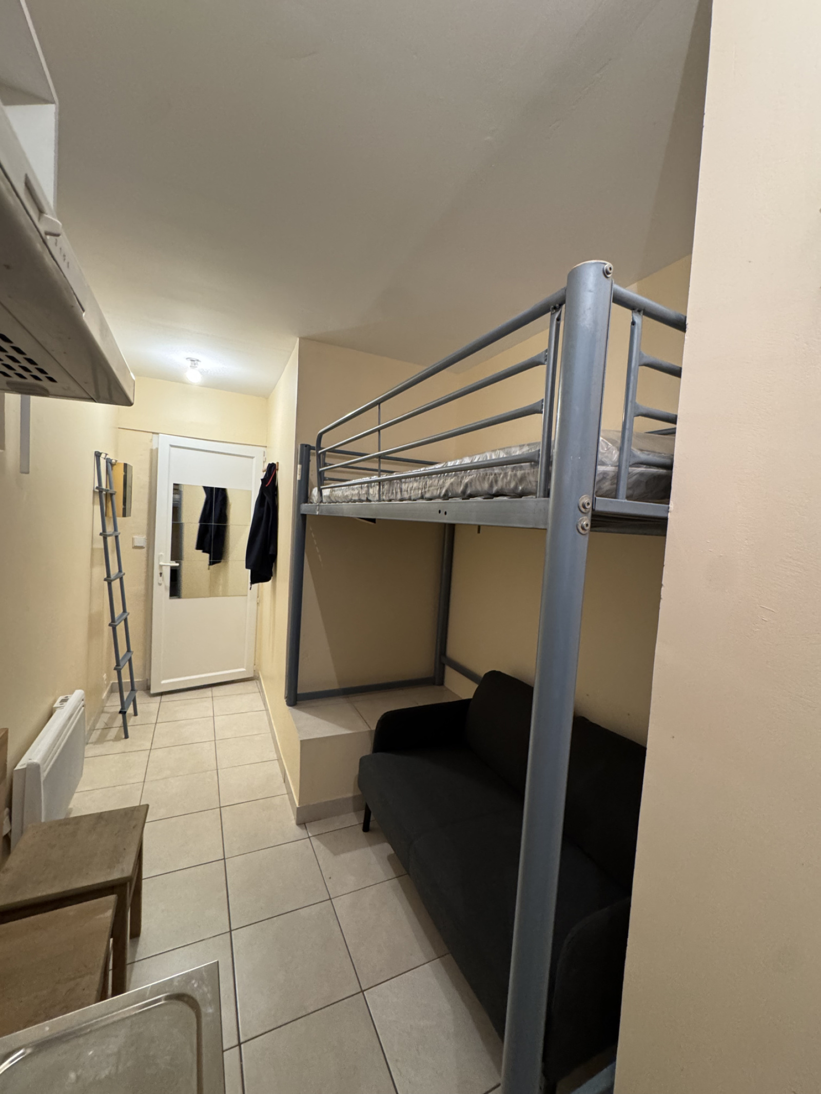 Image_,
			Studio, Nîmes, ref :81